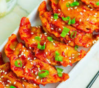 Veg Pan Fry Momo (6pcs)